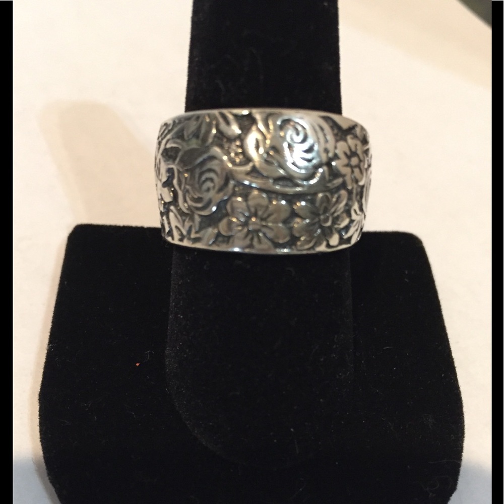 Silpada Floral Garden Cuff Band ring